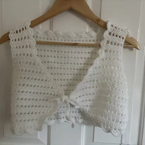 Cropped Lace Cardigan