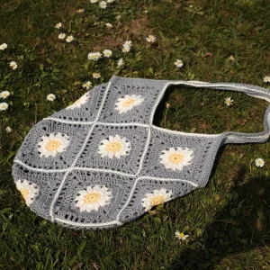 From Crocheting to Knitting